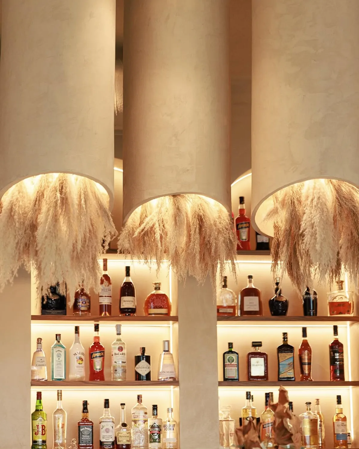 Cocktails and the lounge bar at BOJO Resort